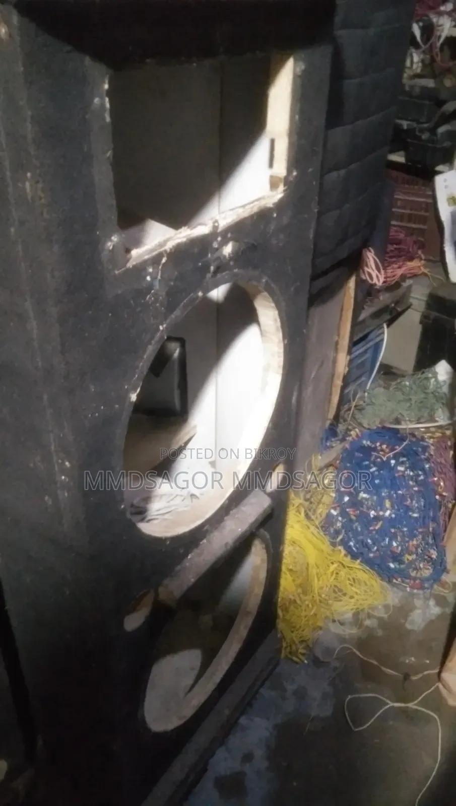 জেবিএল ১৫ স্পিকার