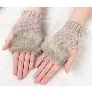 Stylish Ladies Hand Gloves