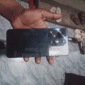 Swipe Technologies Elite Sense 32 GB Black
