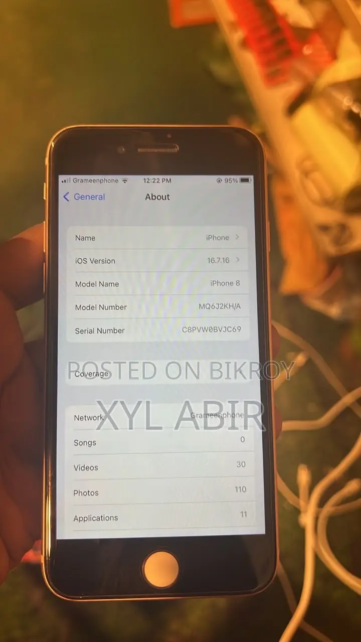 Apple iPhone 8 64 GB White