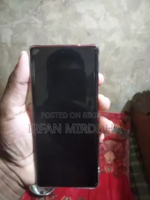 Motorola Moto G85 256 GB Red