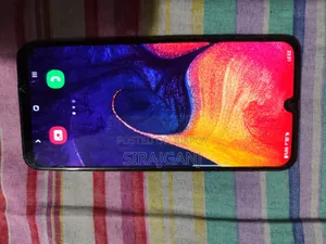 Samsung Galaxy A50 128 GB Blue