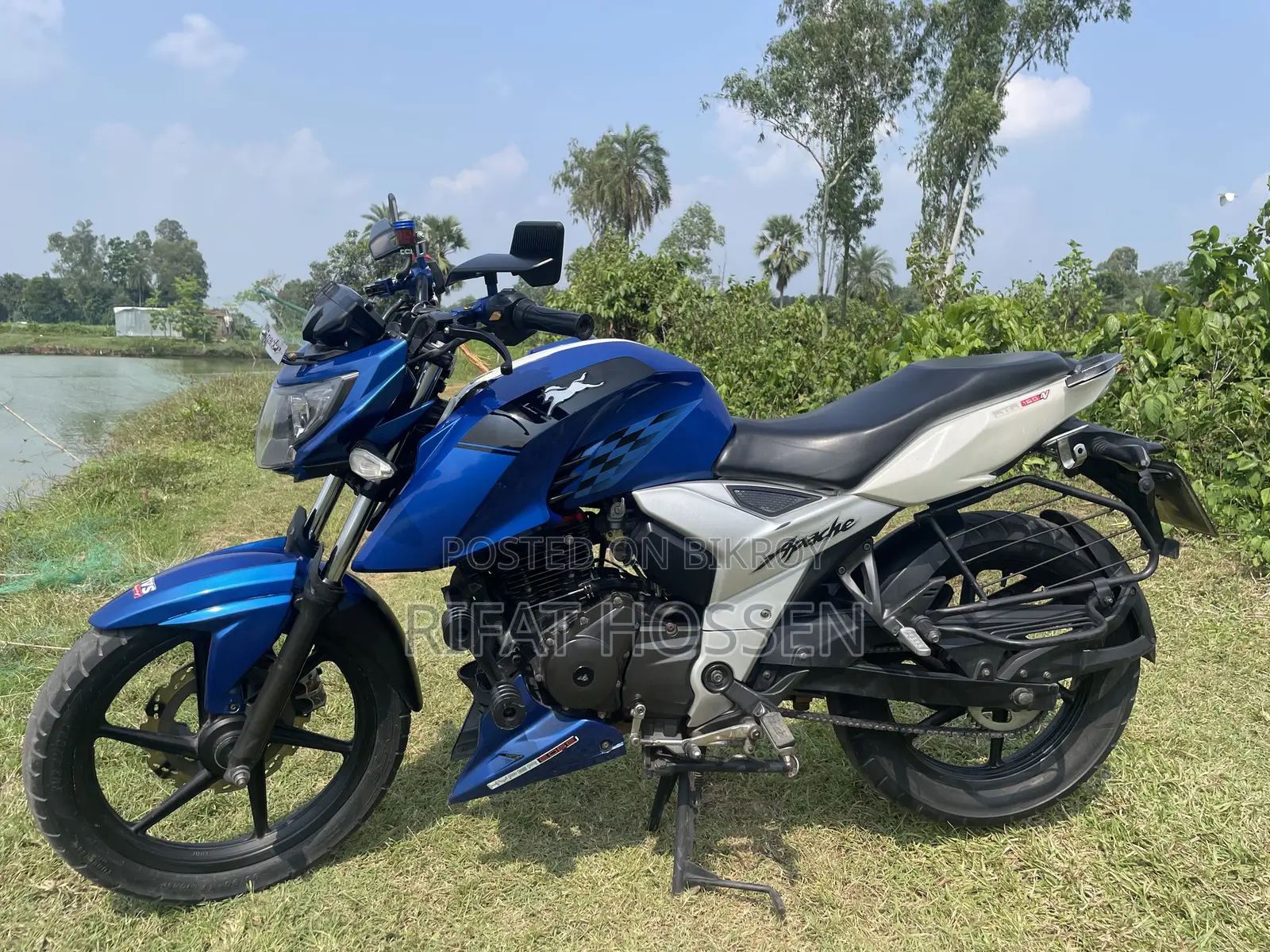 TVS Apache 160 4V 2019 Blue