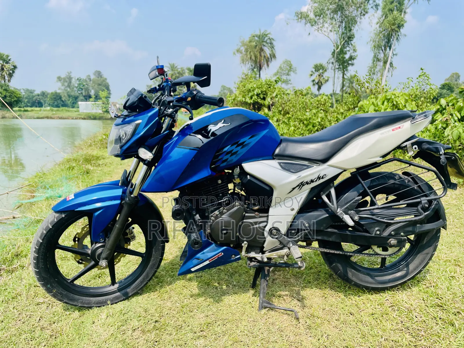 TVS Apache 160 4V 2019 Blue