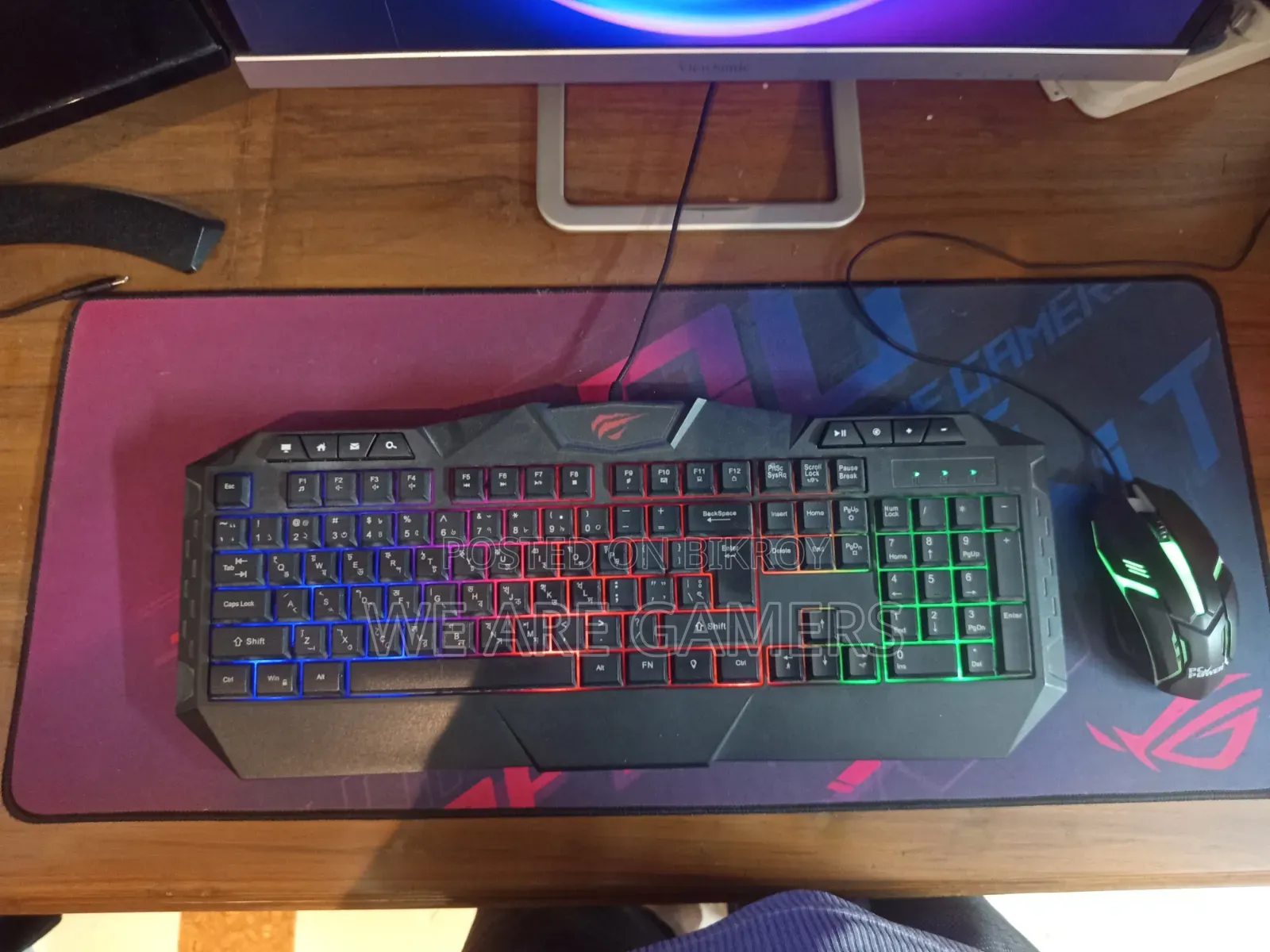 Keyboard Mouse and Mousepad Combo for Sale All Okay