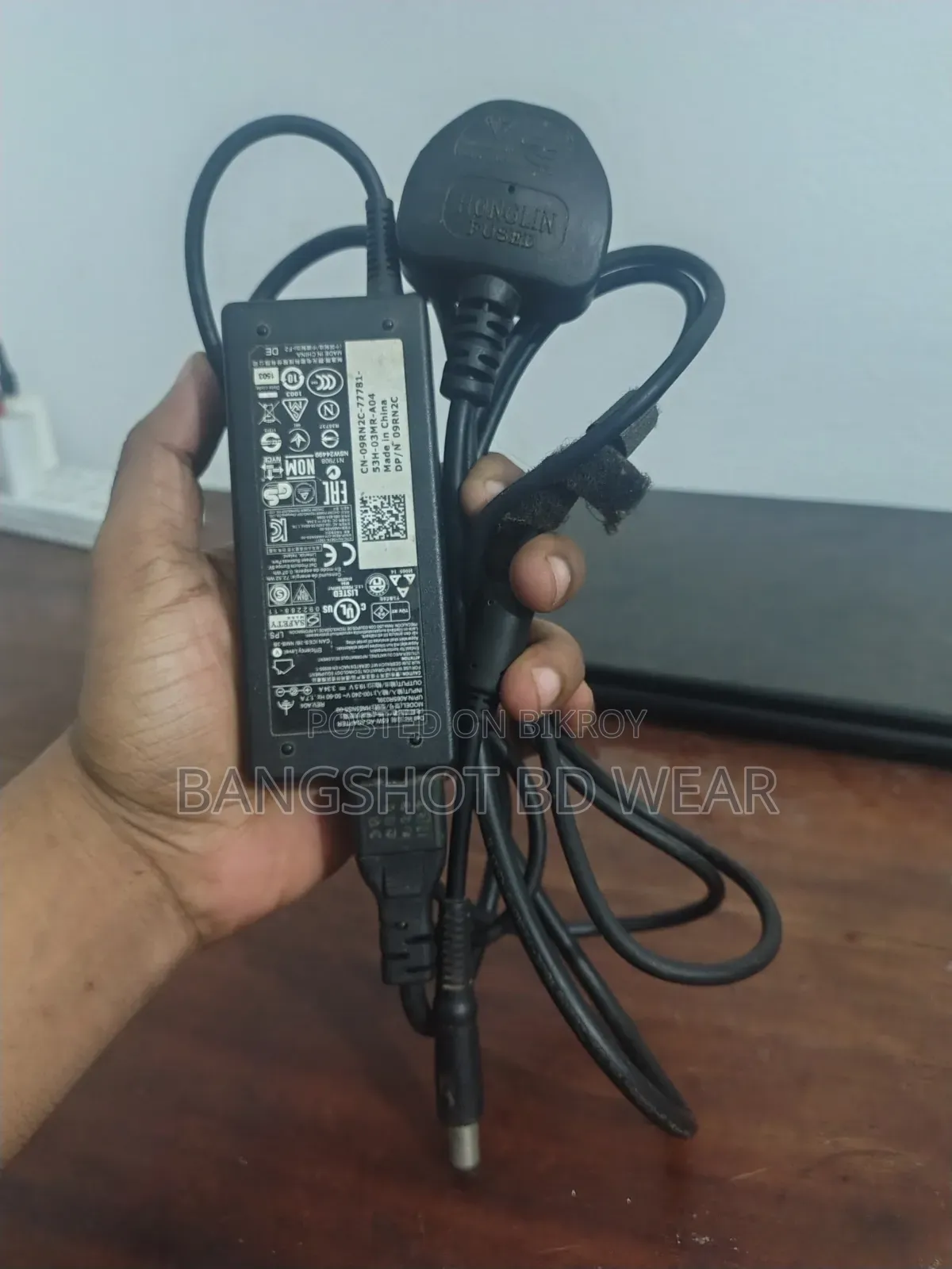 ল্যাপটপ ডেল ইন্সপায়রণ ১৫ ৩৫৪৩ ৪জিবি ইন্টেল কোর আই৫ এইচডিডি ৫০০জিবি