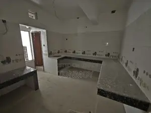 4 Bedroom Apartment in Basundhara for sale