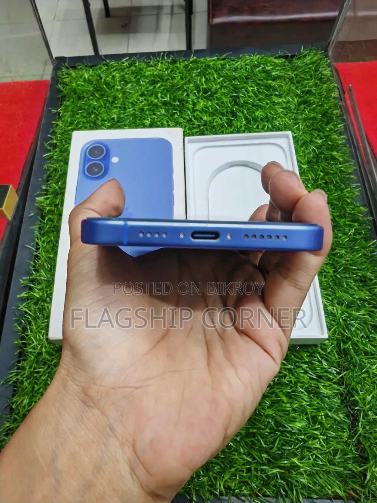অ্যাপল আইফোন ১৬ প্লাস ১২৮ জিবি নীল