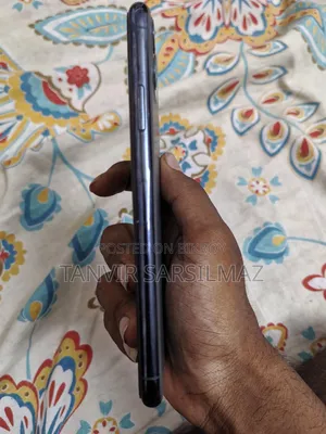Apple iPhone 11 64 GB Black