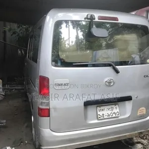 Toyota TownAce 2010 Silver