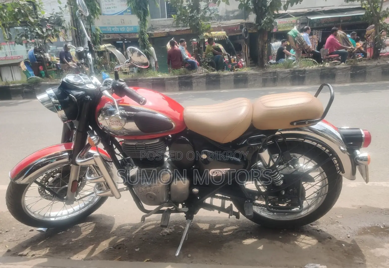 রয়েল এনফিল্ড ক্লাসিক ৩৫০ ২০২৫ লাল