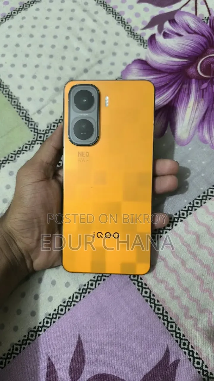 iQOO 11 256 GB Orange