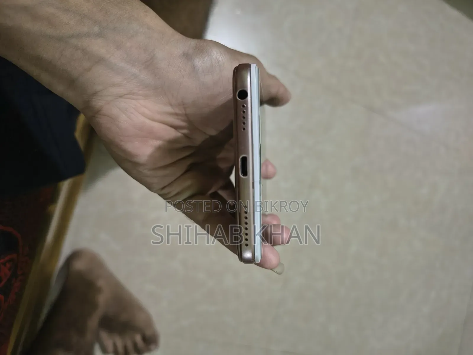 Oppo F1s 64 GB Rose Gold