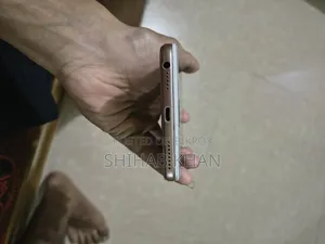 Oppo F1s 64 GB Rose Gold