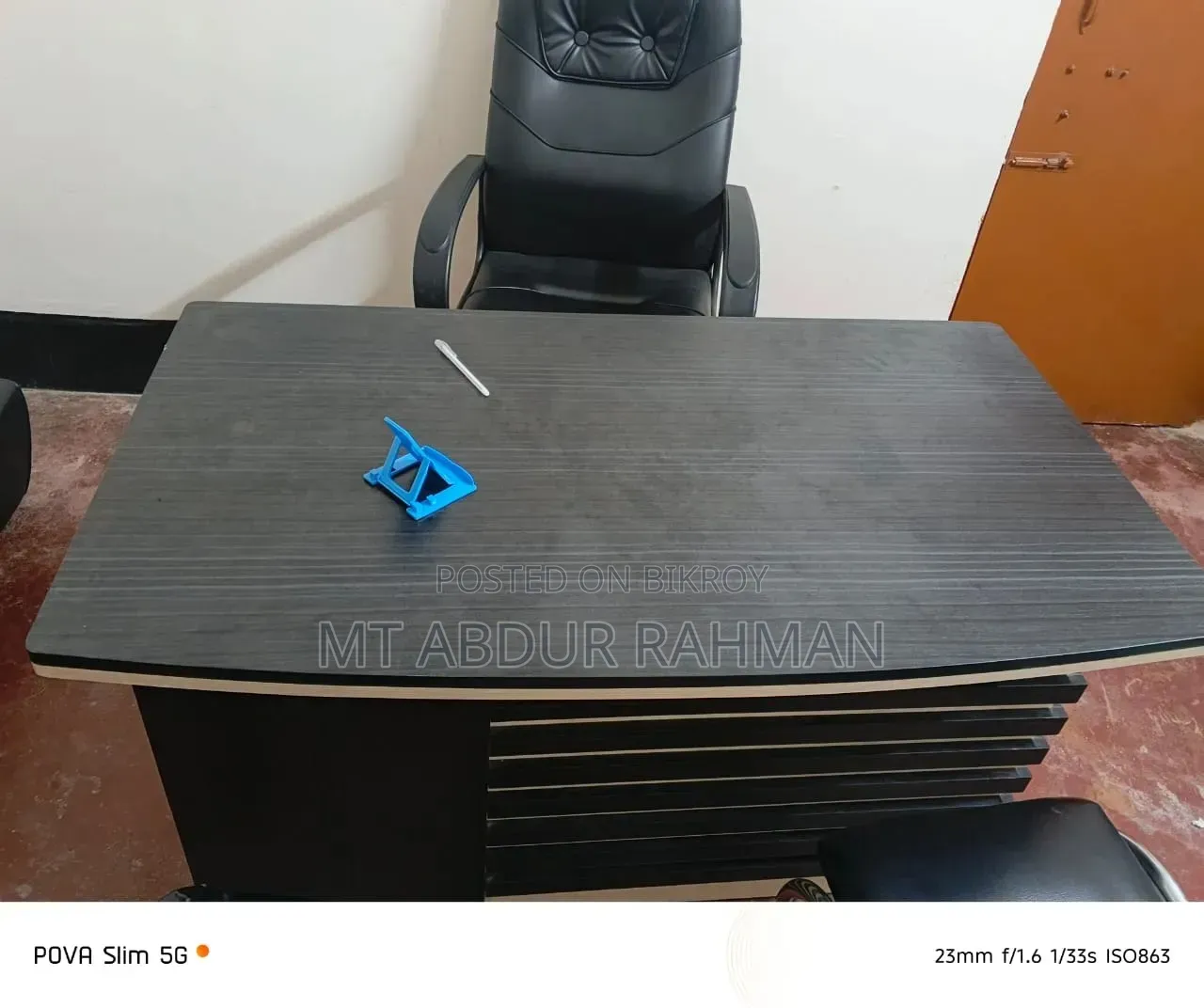 Executive Office or Manager Desk