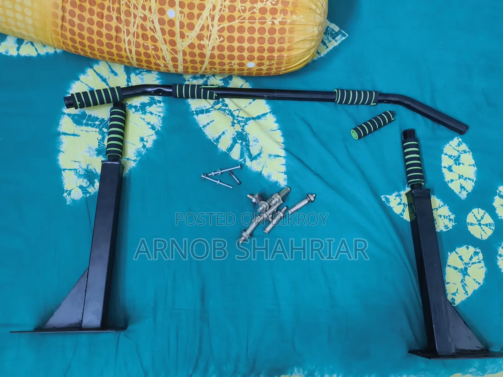 Brand New Wall Mounted Pull Up Bar