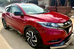 Honda Vezel ১.৫ হাইব্রিড টু-হুইল ড্রাইভ ২০১৭ লাল