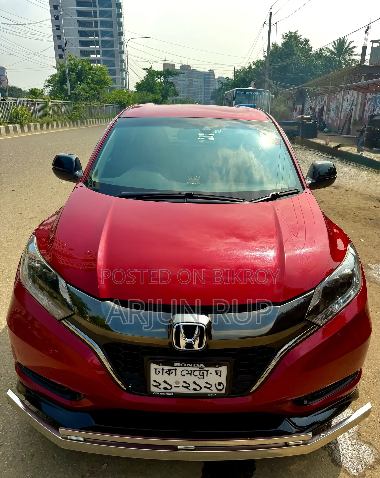 Honda Vezel ১.৫ হাইব্রিড টু-হুইল ড্রাইভ ২০১৭ লাল