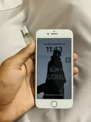 Apple iPhone 8 64 GB White