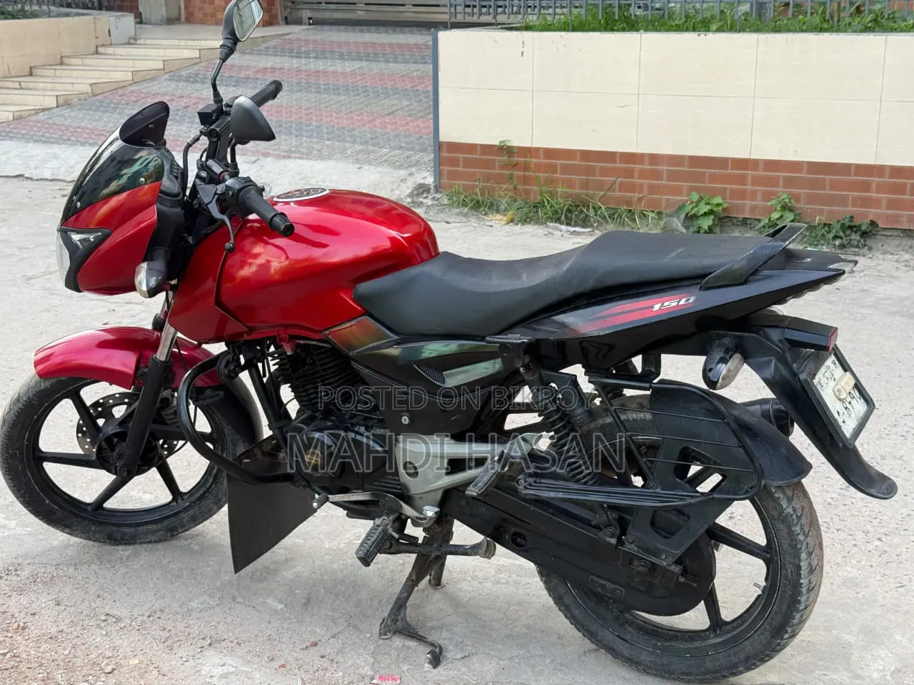 Bajaj Pulsar 150 2013 Red
