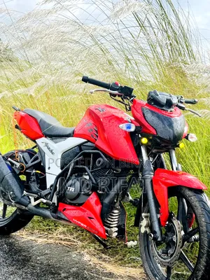 টিভিএস অ্যাপাচে ১৬০ ৪ভি ২০২০ লাল