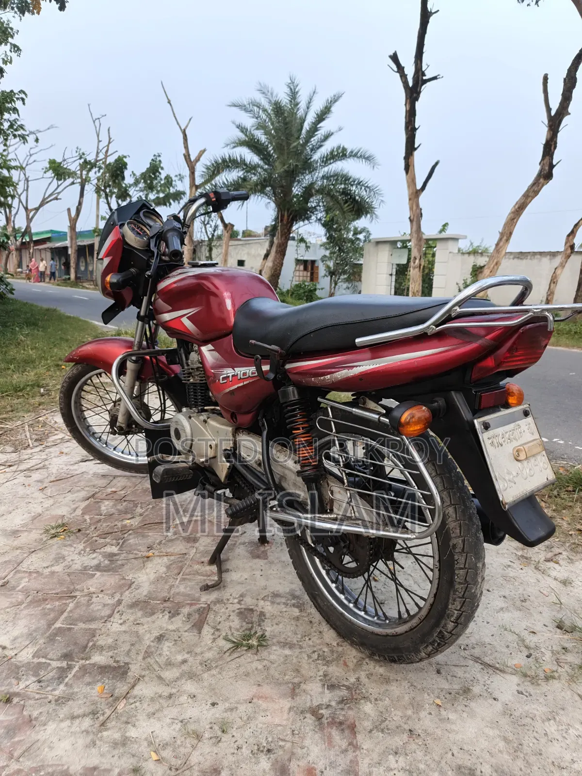বাজাজ সিটি ১০০ ২০১৭ লাল