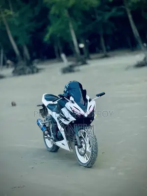 Honda CBR 2018 White