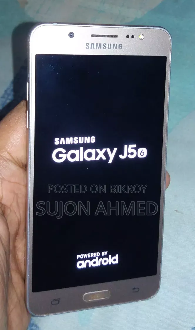Samsung Galaxy J5 Pro 16 GB Gold