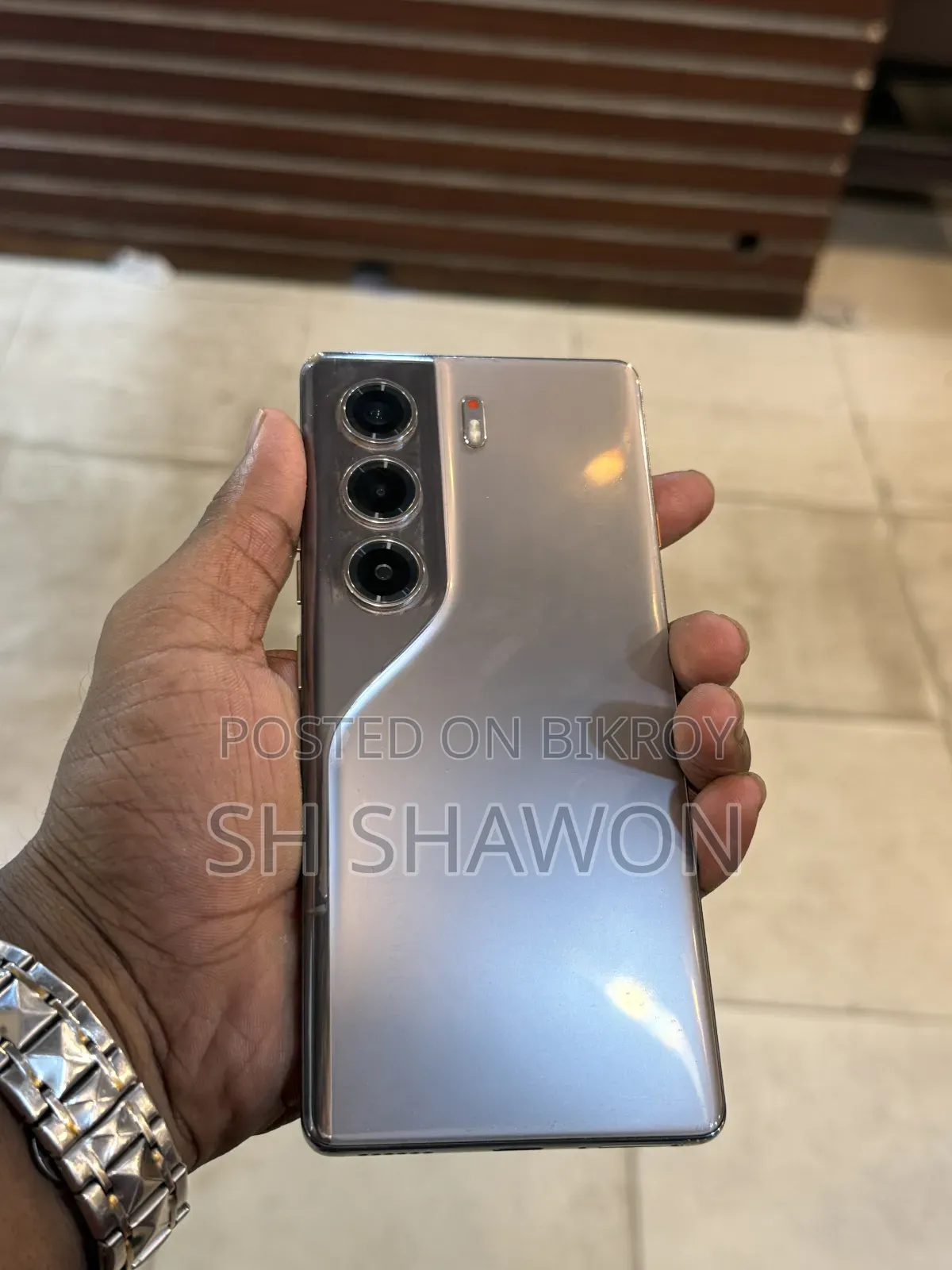 Tecno Camon 40 256 GB Silver