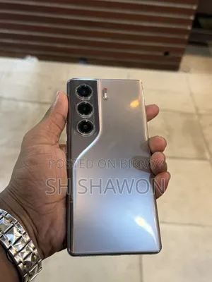 Tecno Camon 40 256 GB Silver
