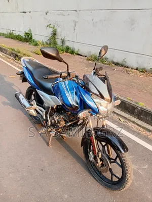 বাজাজ ডিসকভার ১২৫ ২০১২ নীল