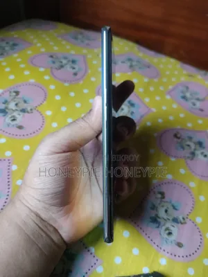 অপো রেনো ৫ ২৫৬ জিবি