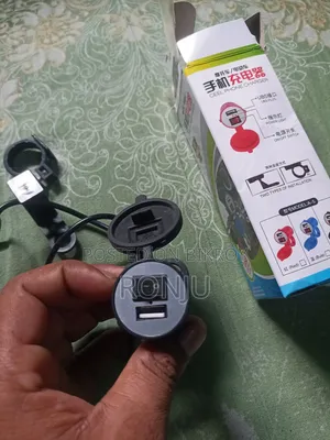 12v Charge Holder
