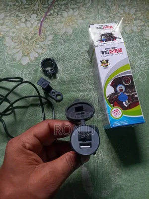 12v Charge Holder