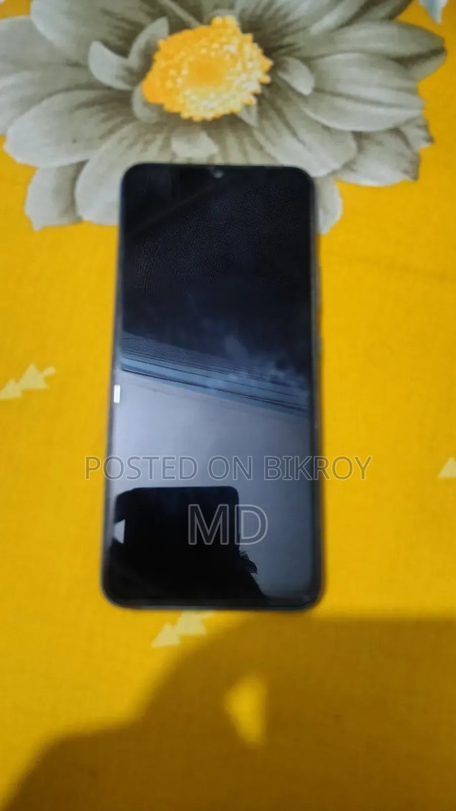 রিয়েলমি সি১১ ৩২ জিবি নীল