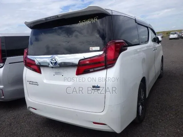2021 Toyota Alphard 2.5 Hybrid AWD Pearl