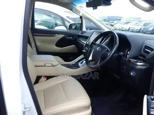 2021 Toyota Alphard 2.5 Hybrid AWD Pearl