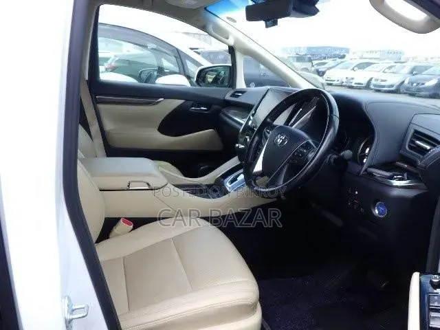 2021 Toyota Alphard 2.5 Hybrid AWD Pearl
