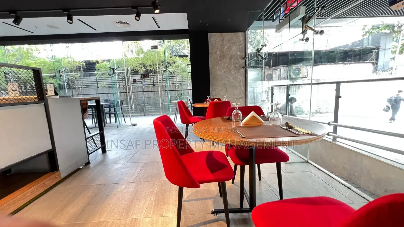 Commercial Space for Rent in Gulshan 2, Dhaka - Ground Floor