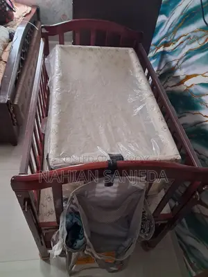 Baby Cot With Bassinet