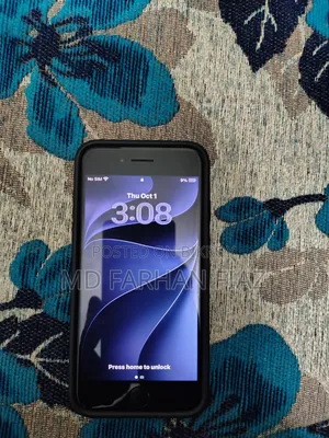 অ্যাপল আইফোন এসই (২০২০) ১২৮ জিবি সাদা