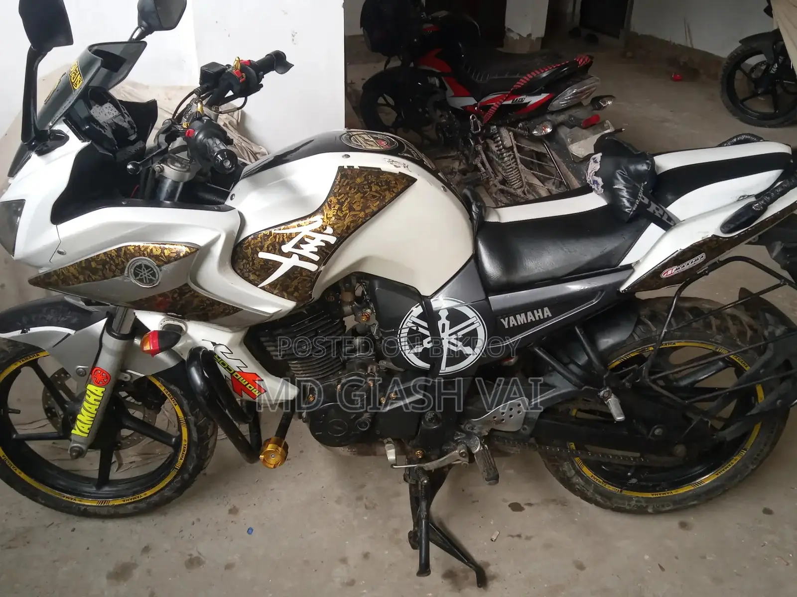 Yamaha Fazer V1 2012 White