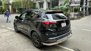 Honda Vezel 1.5 Hybrid 2WD 2016 Black