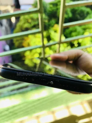 Apple iPhone XR 64 GB Black
