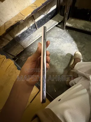 স্যামসাং গ্যালাক্সি এস২১ ৫জি ১২৮ জিবি পিংক