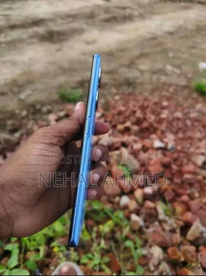 New Vivo V29e 5G 256 GB Silver