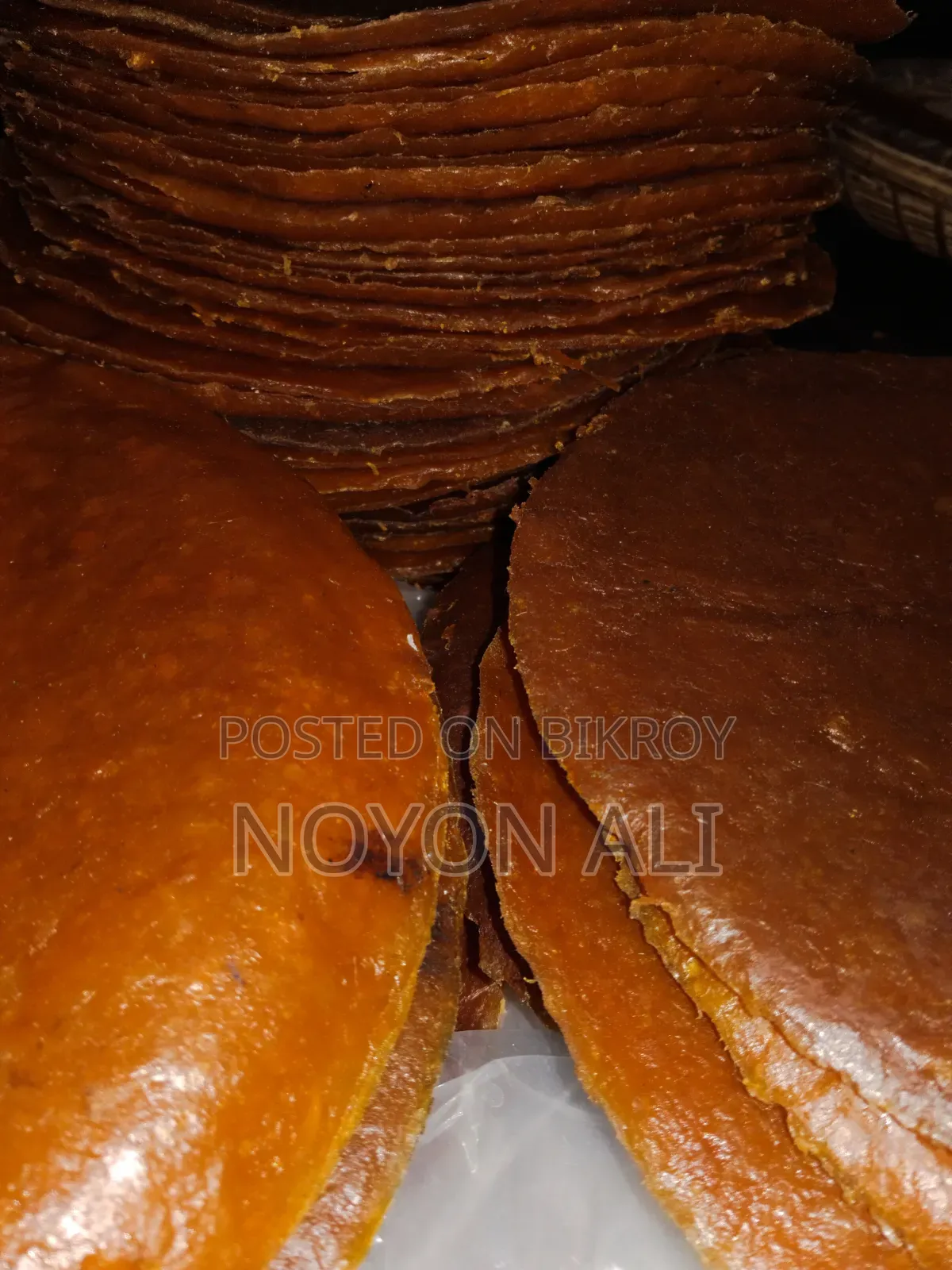 চাঁপাইনবাবগঞ্জের সুস্বাদু আমসত্ত্ব