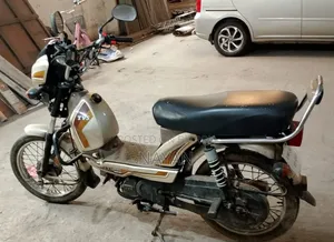 TVS XL 100 2020 Silver