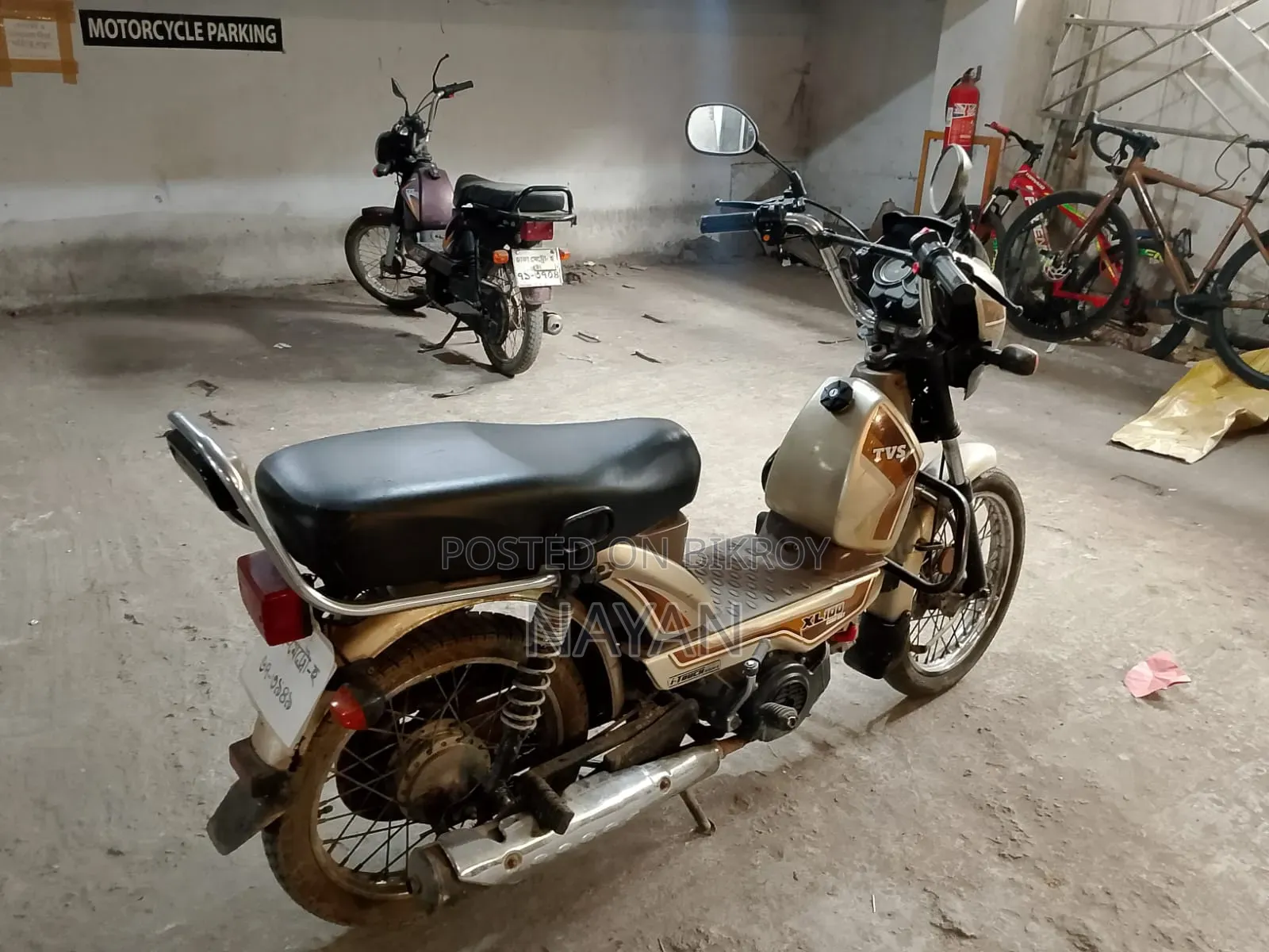 TVS XL 100 2020 Silver