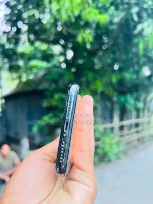 অ্যাপল আইফোন ১১ প্রো ম্যাক্স ২৫৬ জিবি ব্ল্যাক